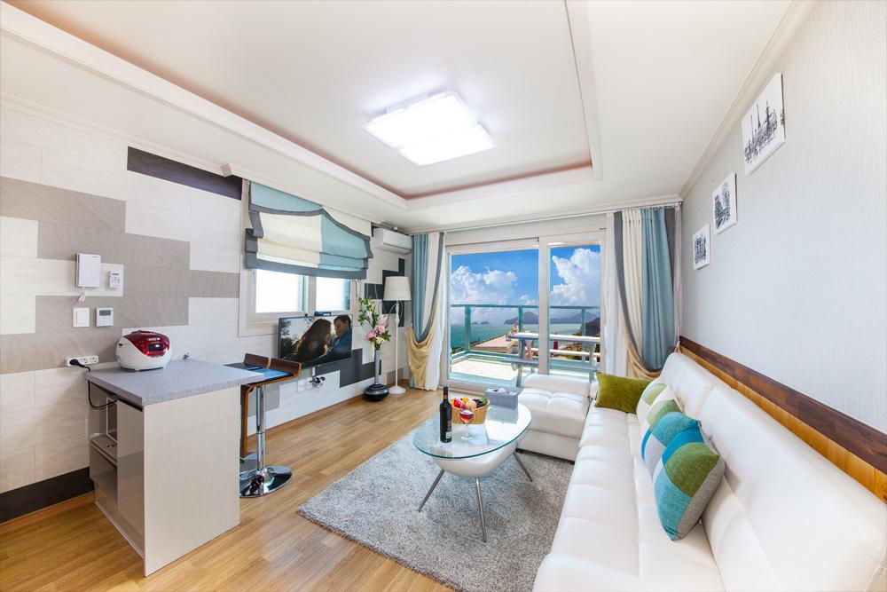 Geoje Haebaram Pension ภายนอก รูปภาพ